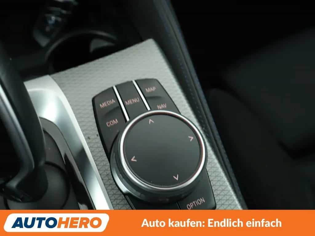BMW 5 Series 520i M Sport Aut*NAVI*LED*CAM*SHZ*TEMPO*ALU*HUD* 11/2018-photo-18