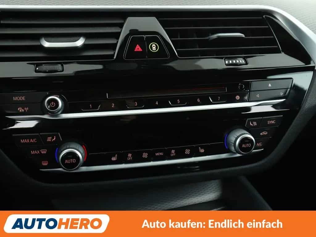 BMW 5 Series 520i M Sport Aut*NAVI*LED*CAM*SHZ*TEMPO*ALU*HUD* 11/2018-photo-19