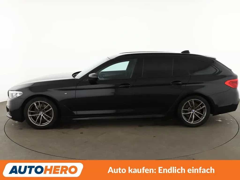 BMW 5 Series 520i M Sport Aut*NAVI*LED*CAM*SHZ*TEMPO*ALU*HUD* 11/2018-photo-2