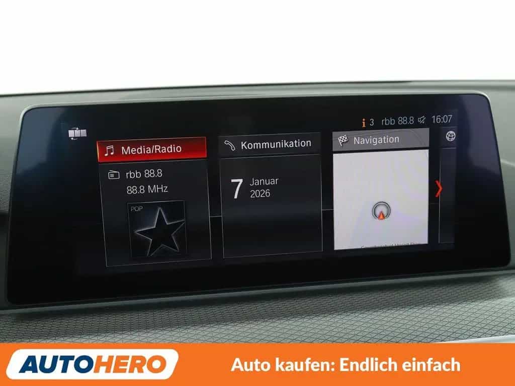 BMW 5 Series 520i M Sport Aut*NAVI*LED*CAM*SHZ*TEMPO*ALU*HUD* 11/2018-photo-20