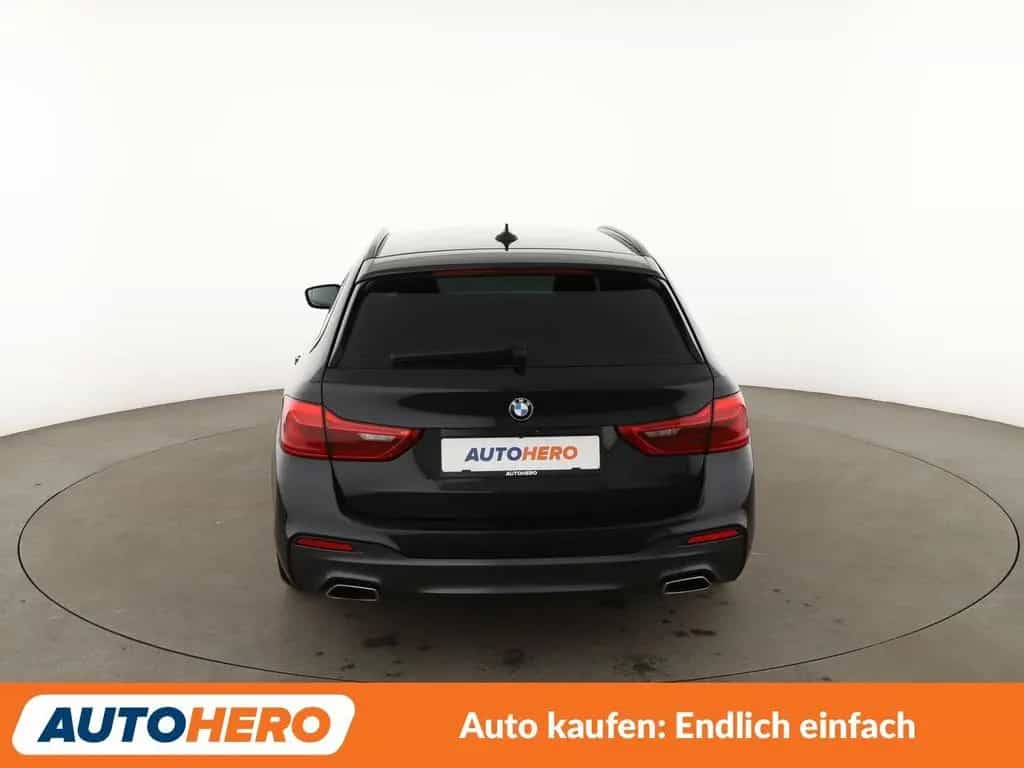 BMW 5 Series 520i M Sport Aut*NAVI*LED*CAM*SHZ*TEMPO*ALU*HUD* 11/2018-photo-7