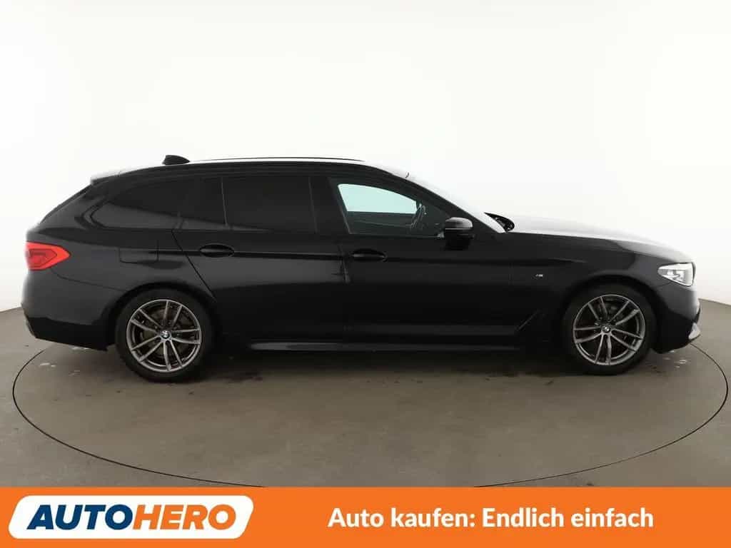 BMW 5 Series 520i M Sport Aut*NAVI*LED*CAM*SHZ*TEMPO*ALU*HUD* 11/2018-photo-8