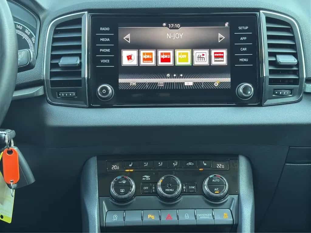 Skoda Karoq 1.0 TSI Ambition KAMERA+TEMPOMAT+PDC+SHZ 08/2018-photo-15