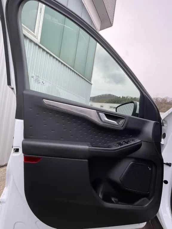Ford Kuga Titanium X+8FACH+AHK+KEYLESS+ACC+B&O 11/2020-photo-23