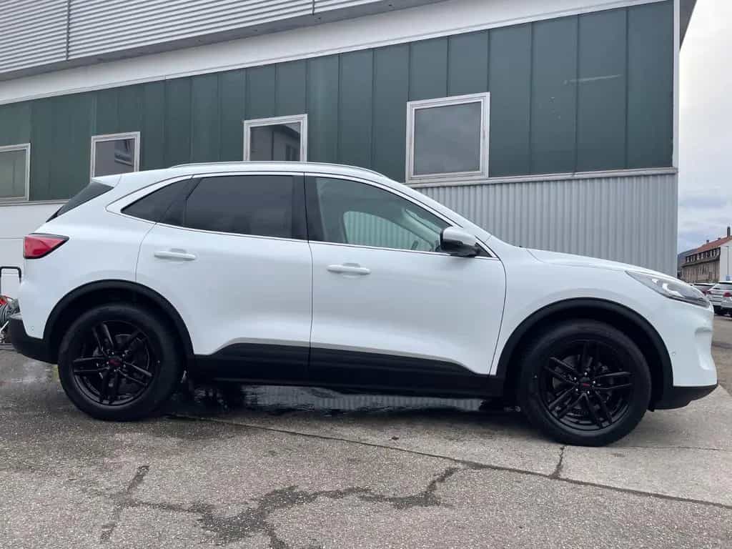 Ford Kuga Titanium X+8FACH+AHK+KEYLESS+ACC+B&O 11/2020-photo-3