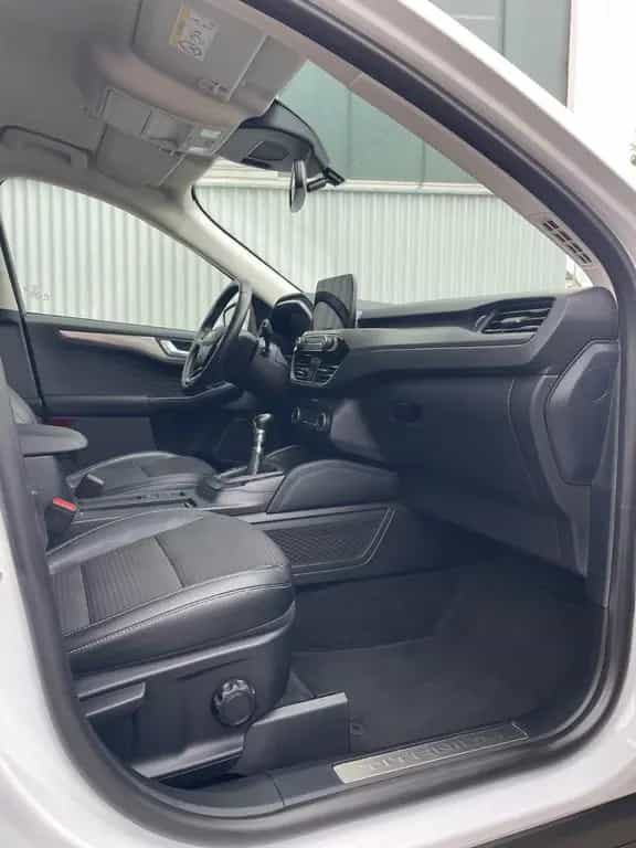 Ford Kuga Titanium X+8FACH+AHK+KEYLESS+ACC+B&O 11/2020-photo-6