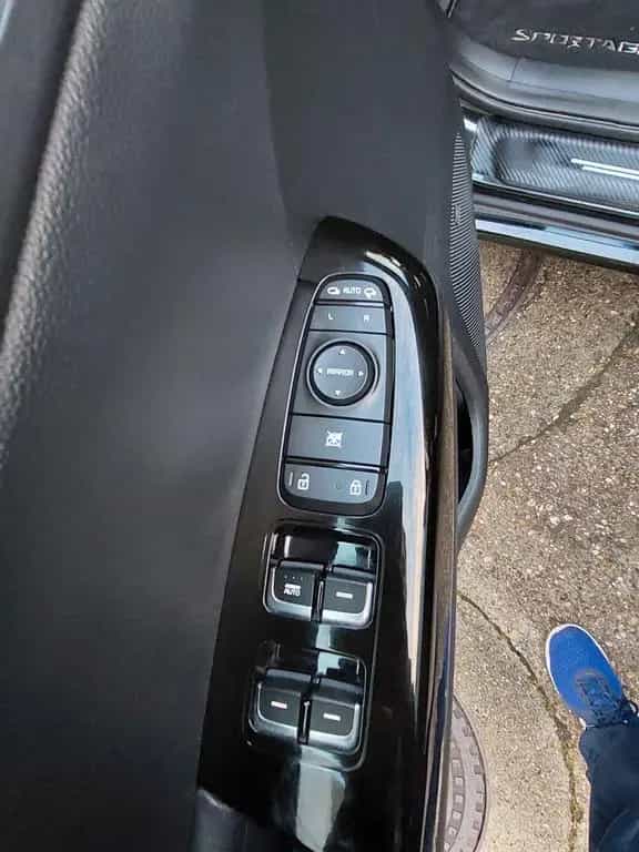 Kia Sportage Black Edition+8FACH+LENK+SITZH.+JBL 08/2021-photo-19