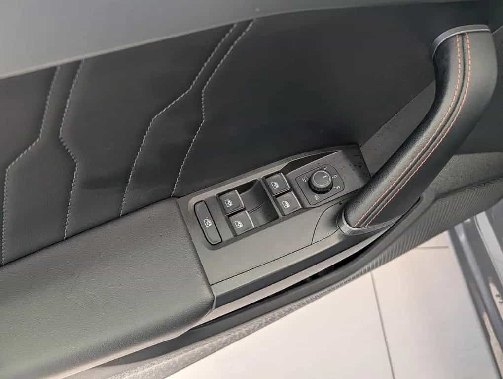Cupra Leon ST 2.0 TSI DSG VZ 4Drive Matrix|Navi|AHK|AC 04/2023-photo-21