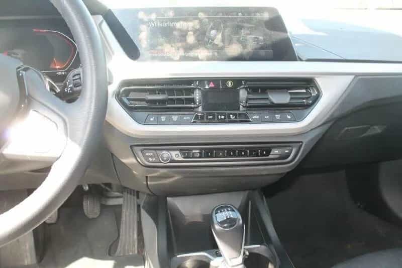 BMW 1 Series 118i Advantage Navi.LED.PDCvo+hi.DAB.Sitzheizung 03/2023-photo-5