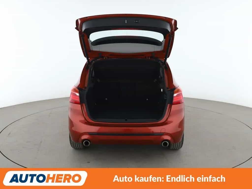 BMW 2 Series 220i Active Tourer Sport Line Aut.*NAVI*LED*PDC* 04/2018-photo-16