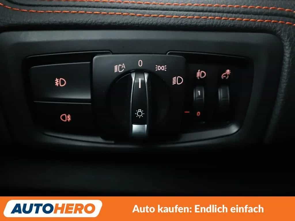 BMW 2 Series 220i Active Tourer Sport Line Aut.*NAVI*LED*PDC* 04/2018-photo-25
