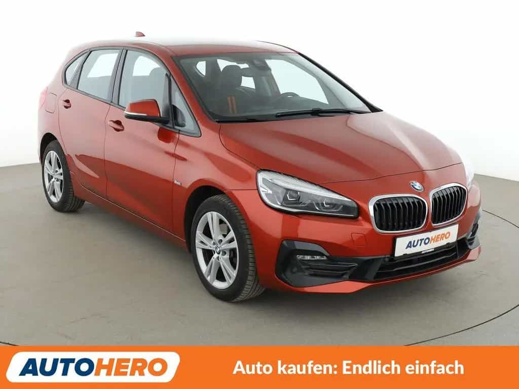 BMW 2 Series 220i Active Tourer Sport Line Aut.*NAVI*LED*PDC* 04/2018-photo-7
