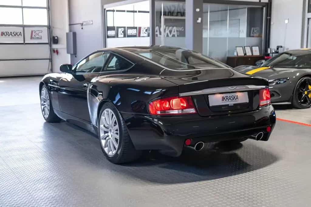 Aston Martin Vanquish V12 ASM Bowland-Black PDC 2+2 BUCKET 06/2003-photo-12