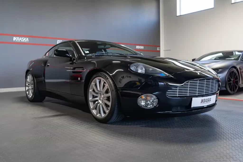 Aston Martin Vanquish V12 ASM Bowland-Black PDC 2+2 BUCKET 06/2003-photo-5