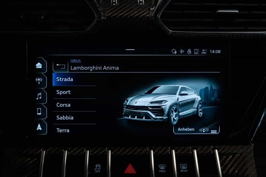 Lamborghini Urus Capsule Edition I B&O I 23" I Pano I Voll 10/2022-photo-26