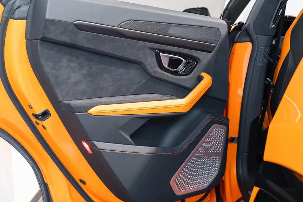 Lamborghini Urus Capsule Edition I B&O I 23" I Pano I Voll 10/2022-photo-42