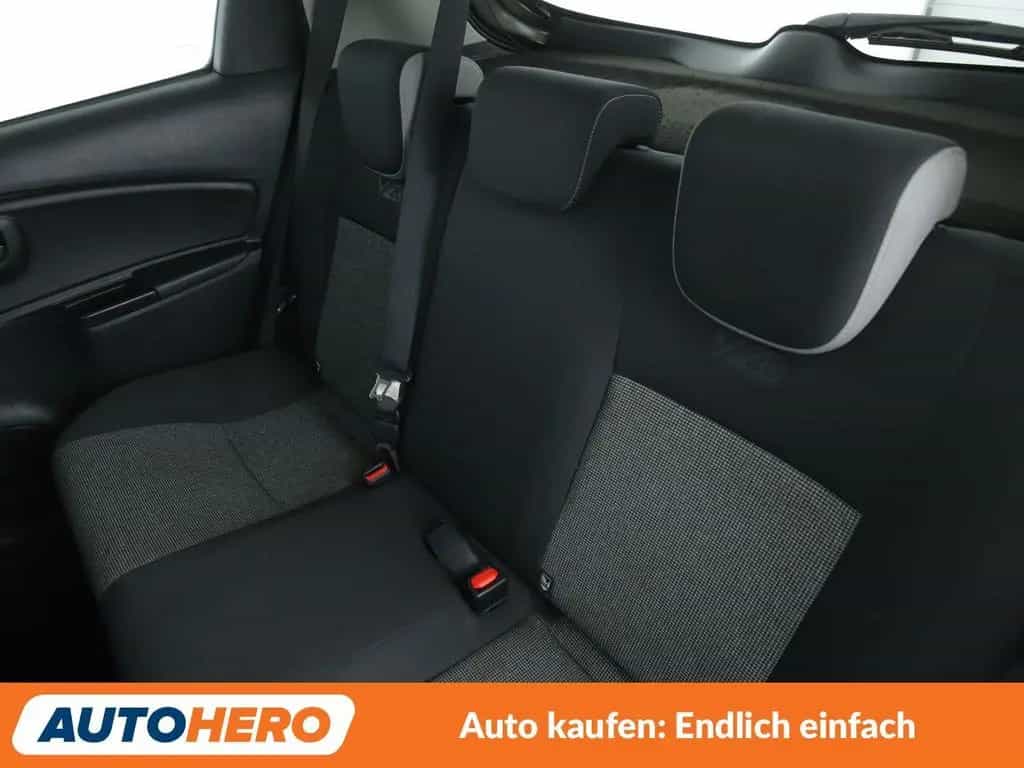 Toyota Yaris 1.5 Dual VVT-iE Y20 Club*NAVI*SHZ*ALU*SPUR 09/2019-photo-13