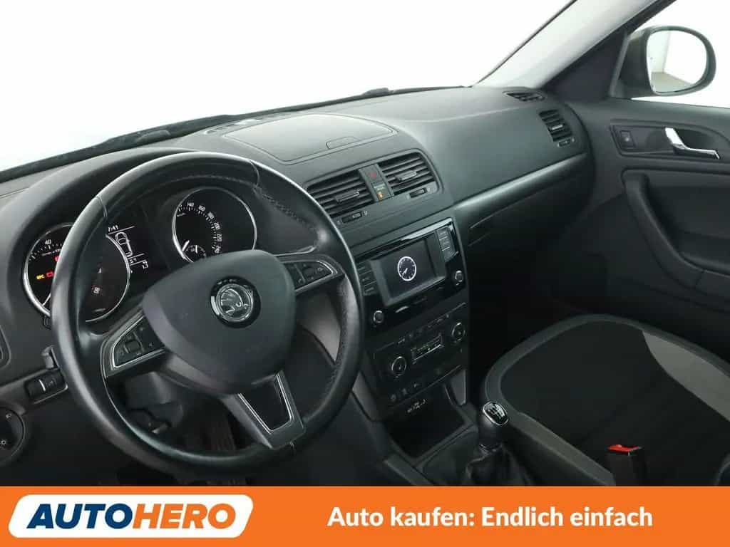 Skoda Yeti 1.2 TSI Joy*TEMPO*PDC*SHZ* 02/2016-photo-10