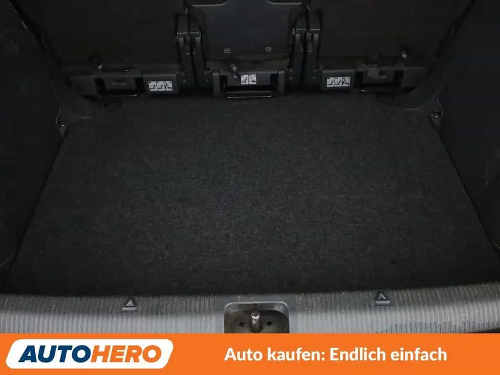 Skoda Yeti 1.2 TSI Joy*TEMPO*PDC*SHZ* 02/2016-photo-17