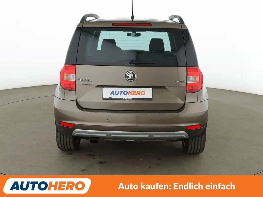 Skoda Yeti 1.2 TSI Joy*TEMPO*PDC*SHZ* 02/2016-photo-4