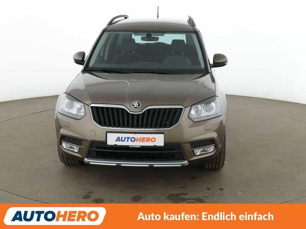 Skoda Yeti 1.2 TSI Joy*TEMPO*PDC*SHZ* 02/2016-photo-8