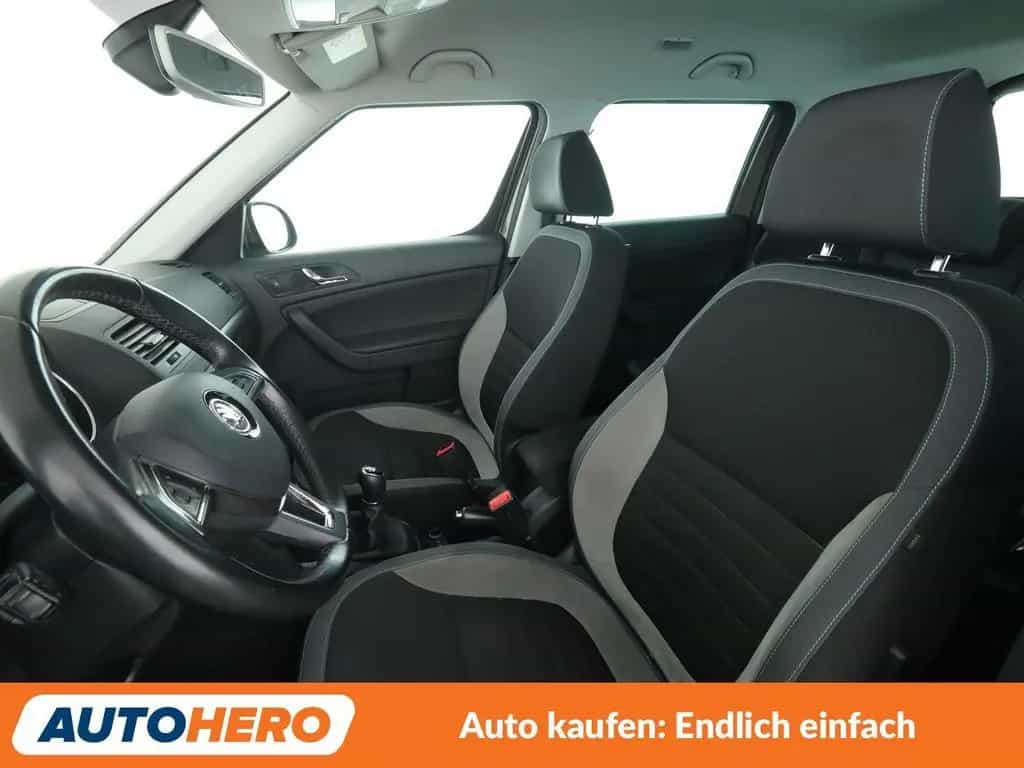 Skoda Yeti 1.2 TSI Joy*TEMPO*PDC*SHZ* 02/2016-photo-9