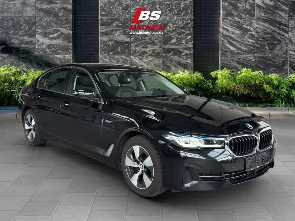 BMW 5 Series 520d Aut. Head-Up Innovationspaket Leder Laserli 05/2023-photo-16