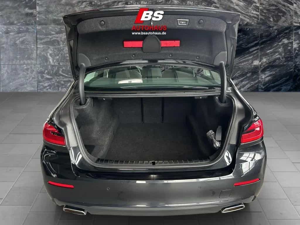 BMW 5 Series 520d Aut. Head-Up Innovationspaket Leder Laserli 05/2023-photo-11