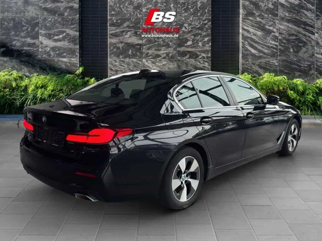 BMW 5 Series 520d Aut. Head-Up Innovationspaket Leder Laserli 05/2023-photo-12