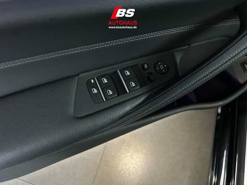 BMW 5 Series 520d Aut. Head-Up Innovationspaket Leder Laserli 05/2023-photo-2