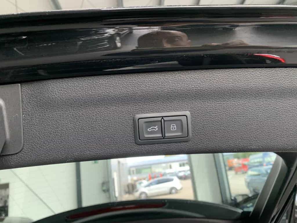 Audi A6 Avant 40 TDI S tronic sport MMI Plus Alcantar 07/2019-photo-17