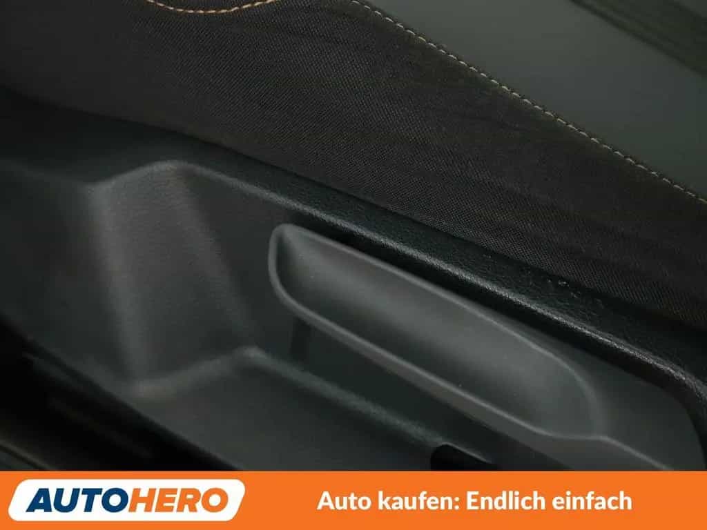 Volkswagen Golf VII 1.4 TSI Allstar BlueMotion Tech *NAVI* 03/2016-photo-28