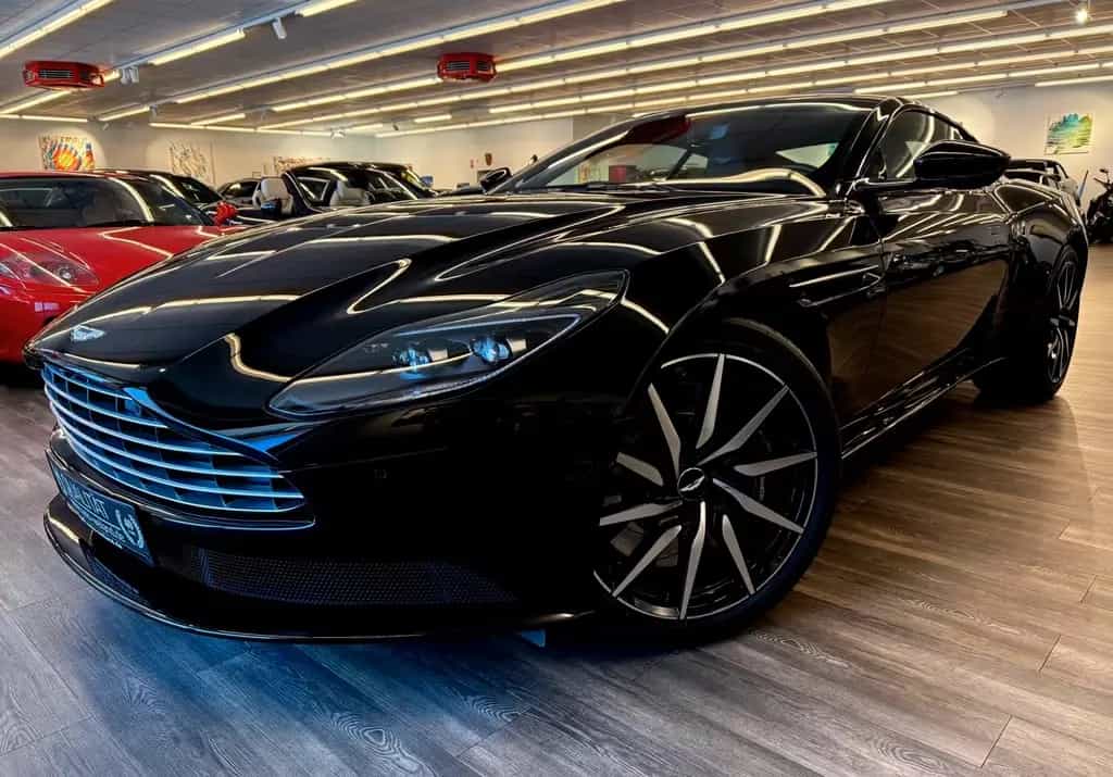 Aston Martin DB11 4.0 V8 Deutsch Bester Zustand 1A 02/2019-photo-0