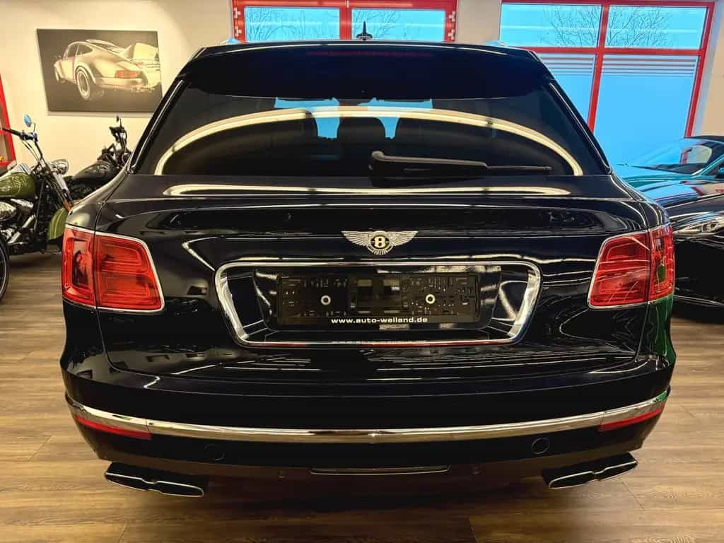 Bentley Bentayga Mulliner V8 100 Jahre Bentley 1Hand 19% 09/2019-photo-15