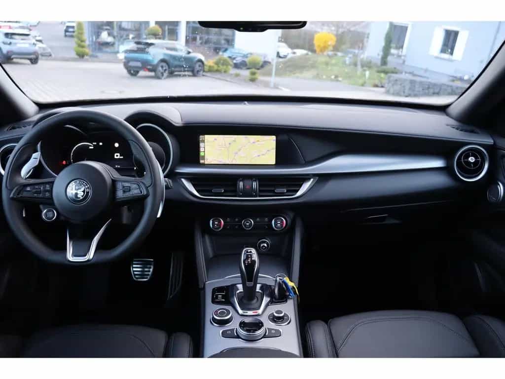 Alfa Romeo Stelvio VELOCE 2.2 DIESEL 16V 210 PS AT8 Q4 PREM 04/2026-photo-13