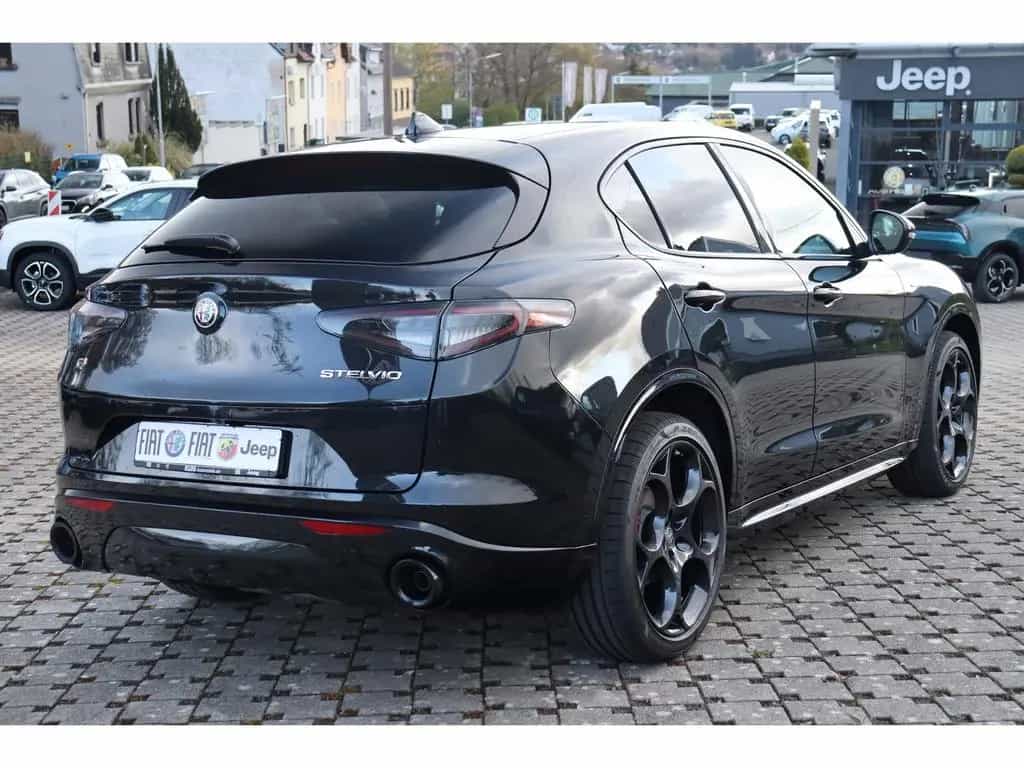Alfa Romeo Stelvio VELOCE 2.2 DIESEL 16V 210 PS AT8 Q4 PREM 04/2026-photo-2