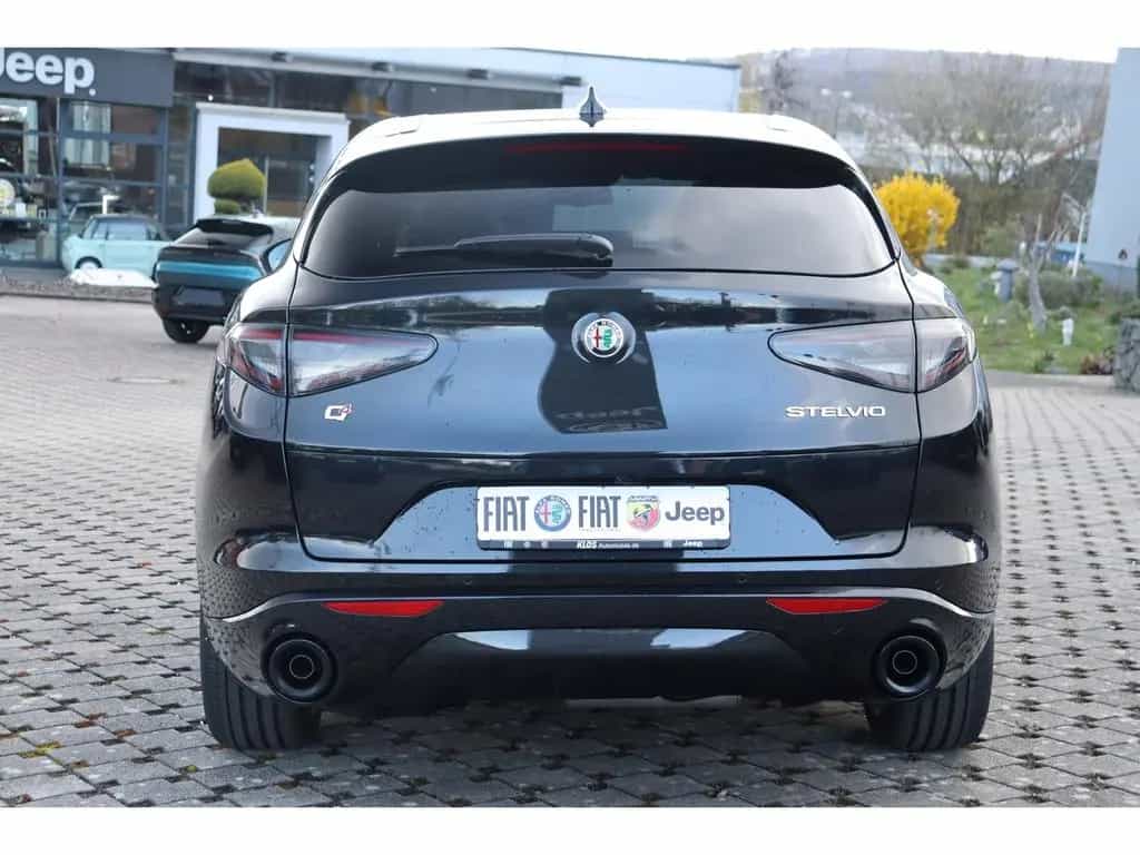 Alfa Romeo Stelvio VELOCE 2.2 DIESEL 16V 210 PS AT8 Q4 PREM 04/2026-photo-3