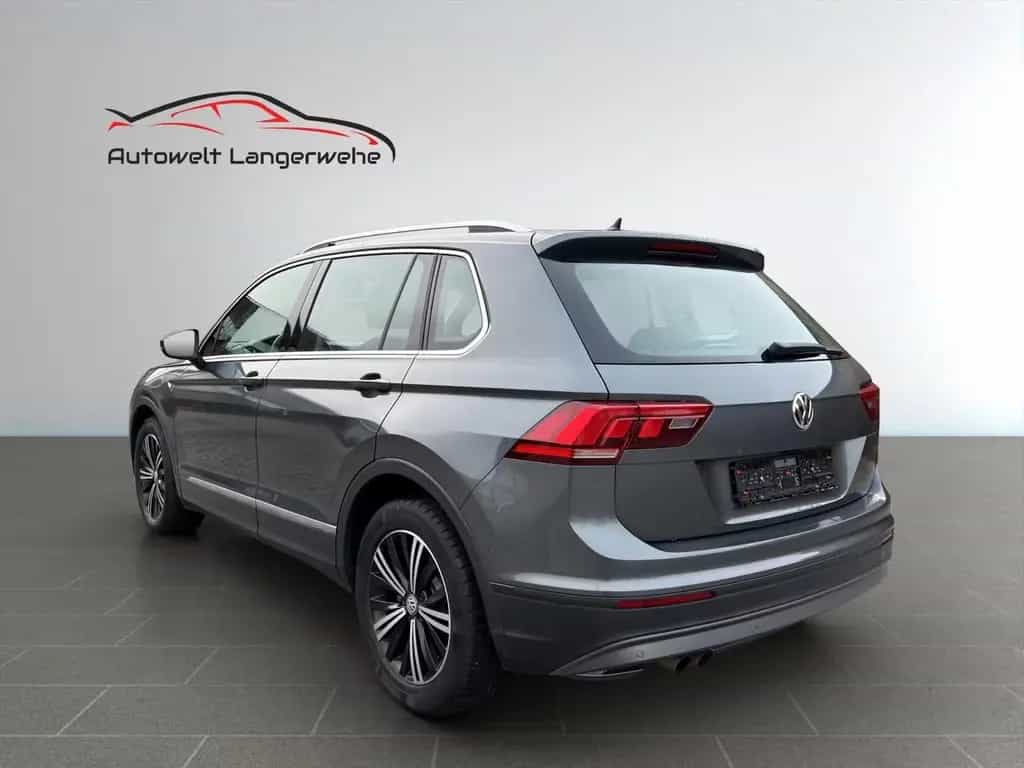 Volkswagen Tiguan Comfortline*Navi*RFK*SHZ*Apple*1.Hand* 03/2019-photo-4