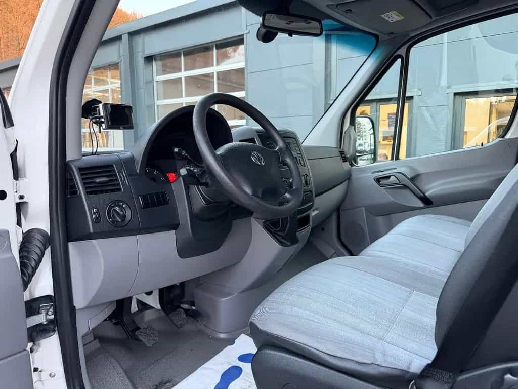 Volkswagen Crafter Pritsche 35 mittel L2 Kamera Klima 11/2015-photo-14