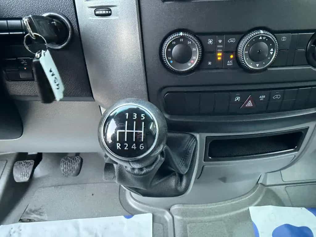 Volkswagen Crafter Pritsche 35 mittel L2 Kamera Klima 11/2015-photo-22