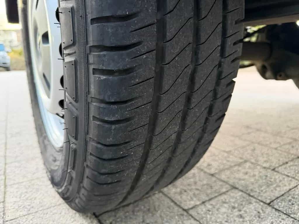 Volkswagen Crafter Pritsche 35 mittel L2 Kamera Klima 11/2015-photo-26
