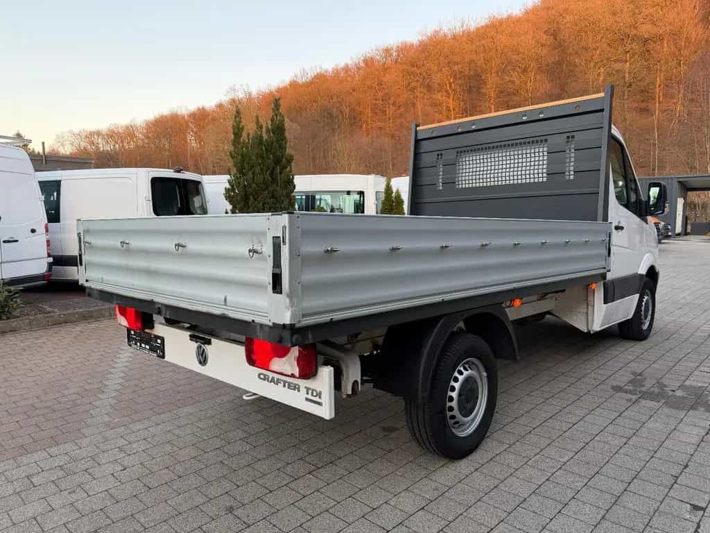 Volkswagen Crafter Pritsche 35 mittel L2 Kamera Klima 11/2015-photo-6
