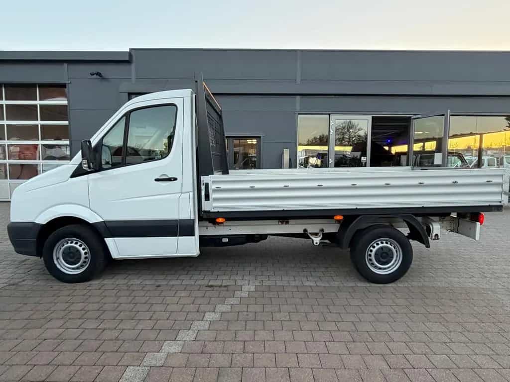 Volkswagen Crafter Pritsche 35 mittel L2 Kamera Klima 11/2015-photo-9