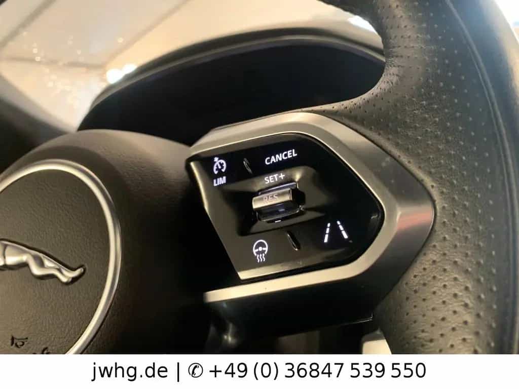 Jaguar E-Pace R-Dynamic AWD HeadUp Blackpack Panorama 02/2022-photo-12
