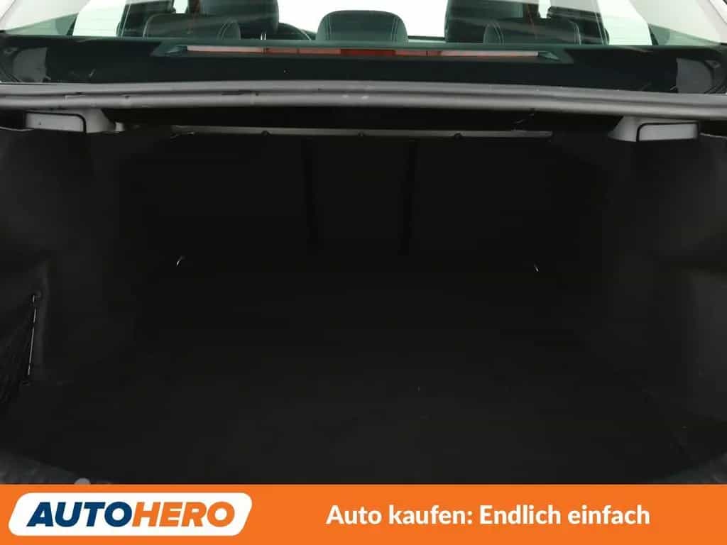 Mercedes-Benz C-Class C 160 Edition 19 AMG Line Aut.*NAVI*PDC 02/2020-photo-17