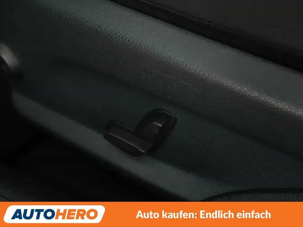 Mercedes-Benz C-Class C 160 Edition 19 AMG Line Aut.*NAVI*PDC 02/2020-photo-29