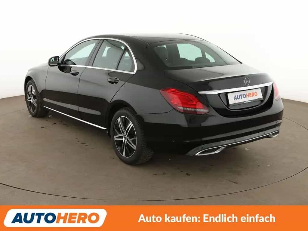 Mercedes-Benz C-Class C 160 Edition 19 AMG Line Aut.*NAVI*PDC 02/2020-photo-3