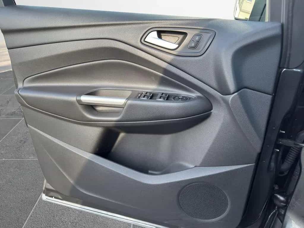 Ford Kuga ST-Line 1.5 EcoBoost Kamera/Smartlink/AHK 08/2019-photo-12