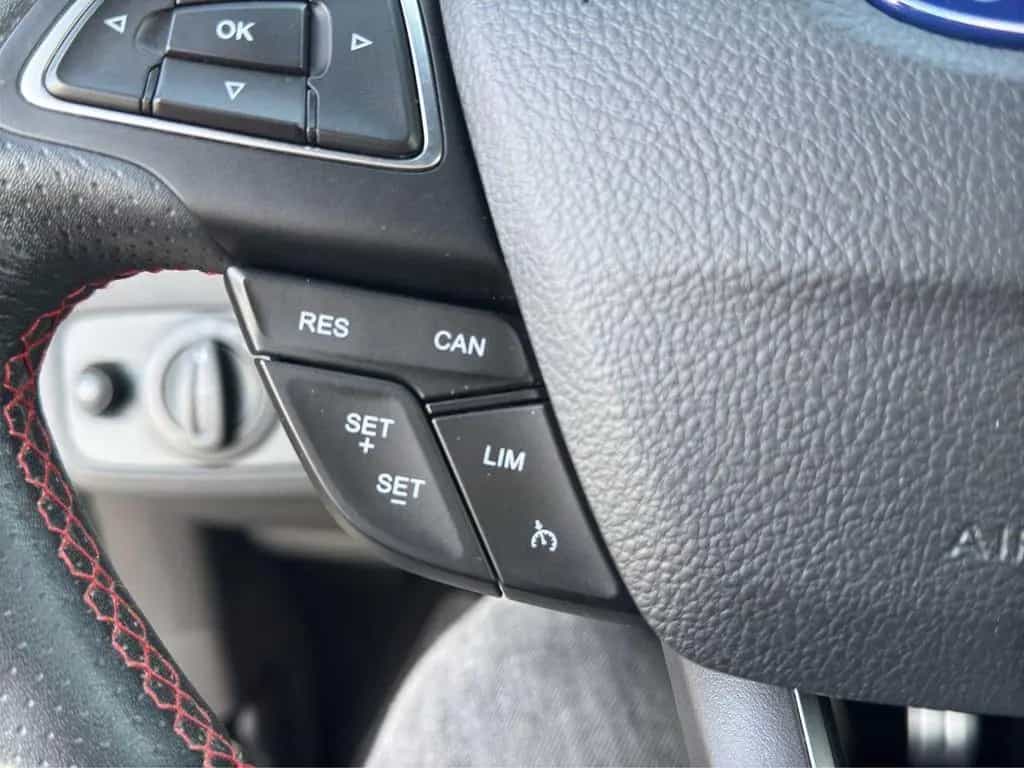 Ford Kuga ST-Line 1.5 EcoBoost Kamera/Smartlink/AHK 08/2019-photo-17