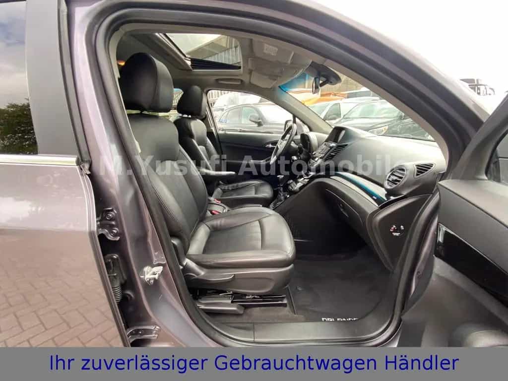 Chevrolet Orlando LTZ 7-SITZE|NAVI|LEDER|KAMERA|AHK|GSHD 01/2013-photo-16
